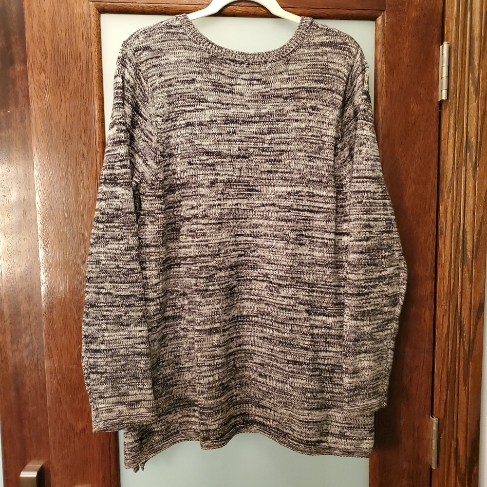 Sweater - Picture 2 of 5